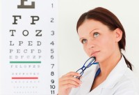 WomanEyeDoctor135547373-e1356015727507
